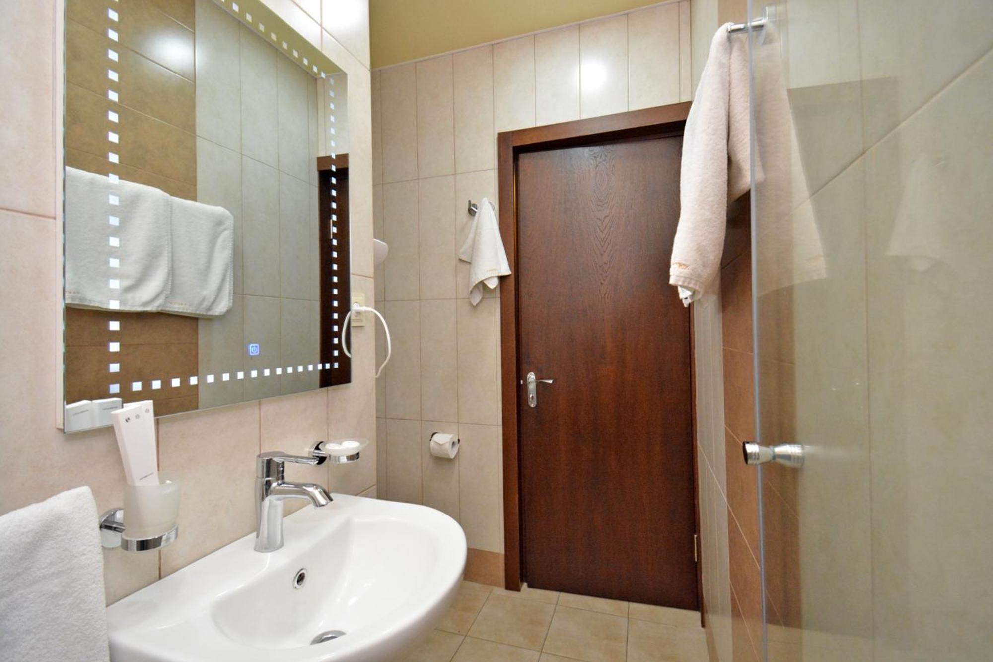 Partez Hotel Jerevan Eksteriør bilde